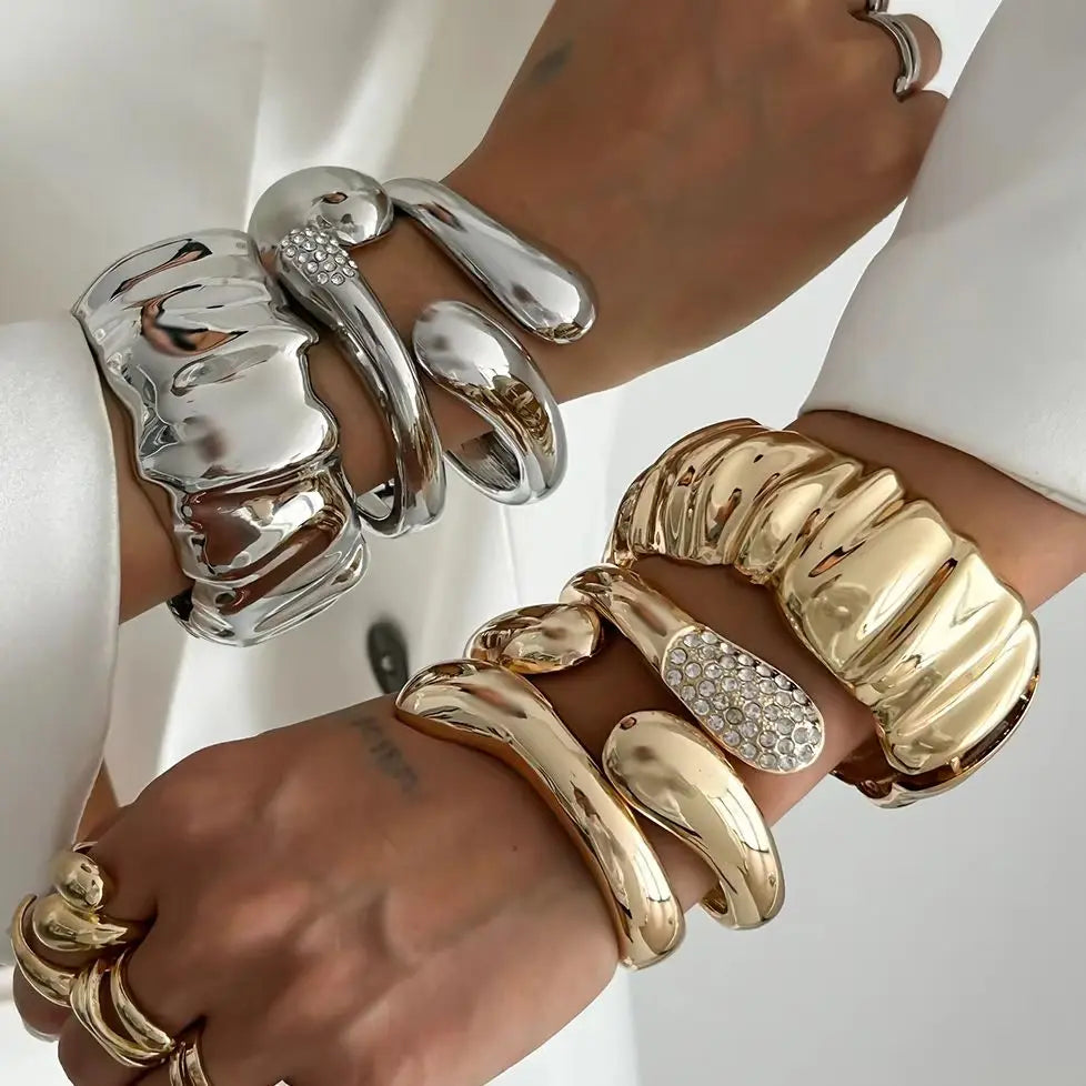 Pulsera Hip Hop Ingemark Unisex | Brazalete Grueso con Diamantes de Imitación | Joyería Steampunk Vintage para Hombres y Mujeres