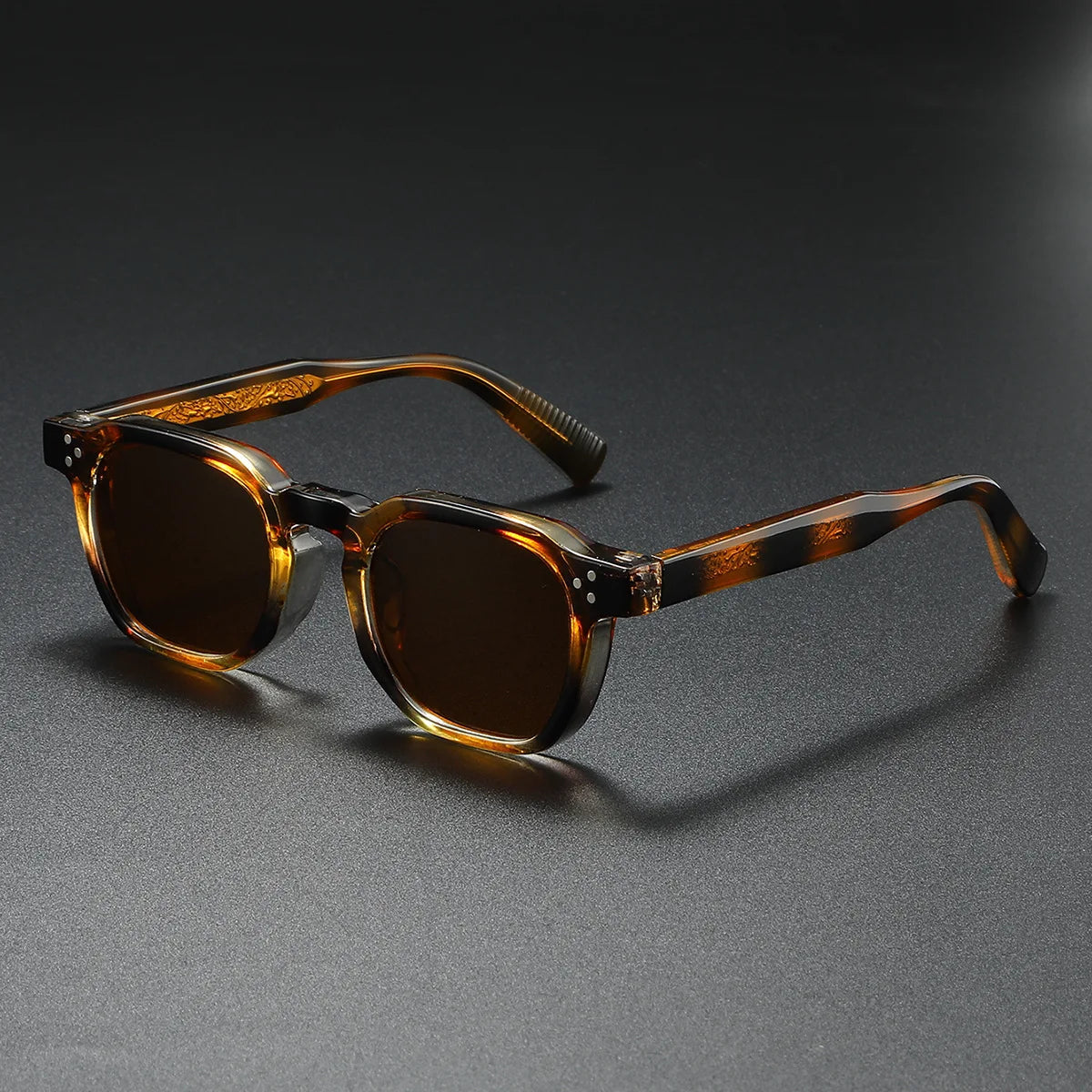 Gafas de Sol Polarizadas Unisex | Estilo Cuadrado con Núcleo Metálico y Remaches