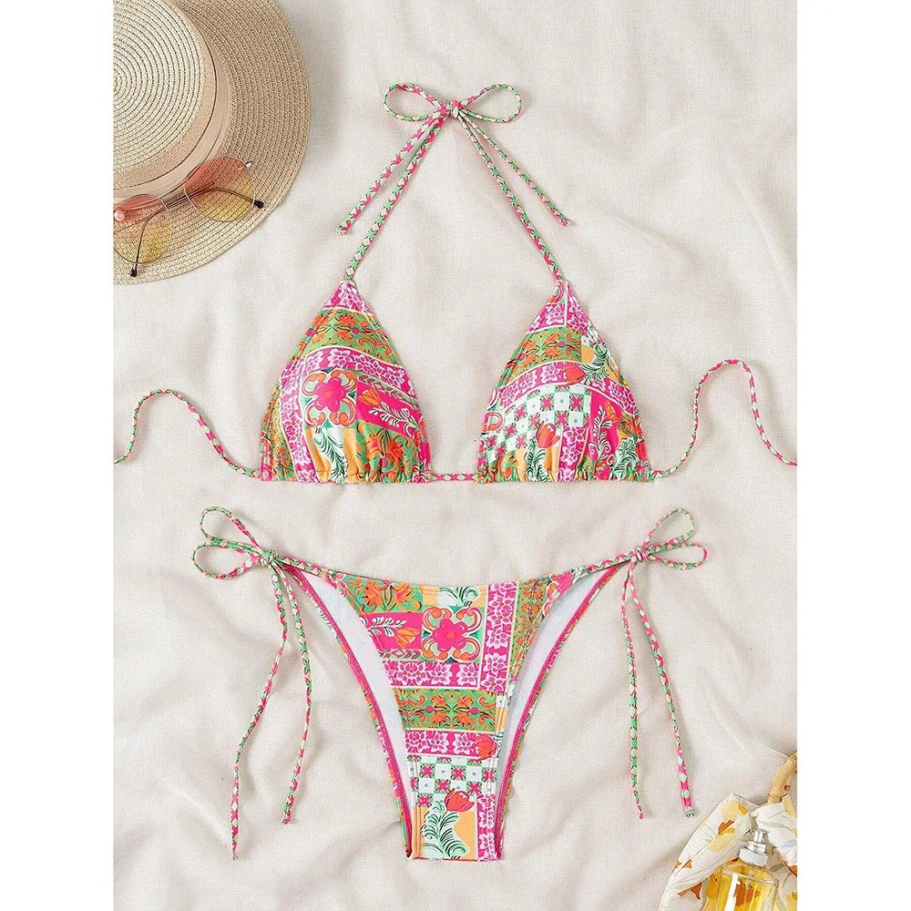 Bikini Micro Mujer 2025 | Floral Halter Thong Playa y Piscina