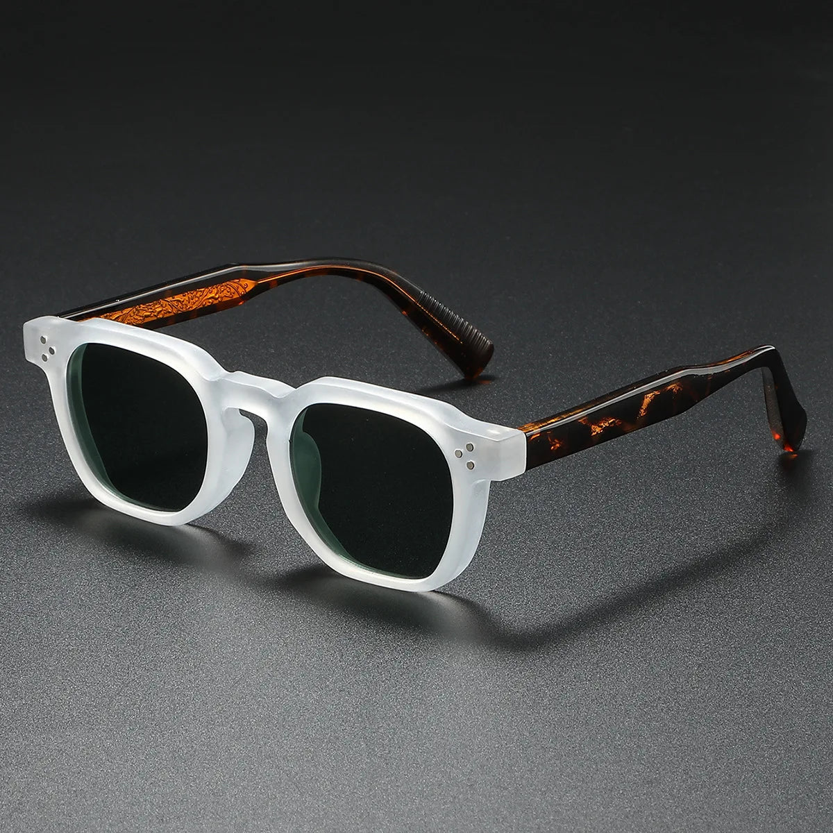 Gafas de Sol Polarizadas Unisex | Estilo Cuadrado con Núcleo Metálico y Remaches