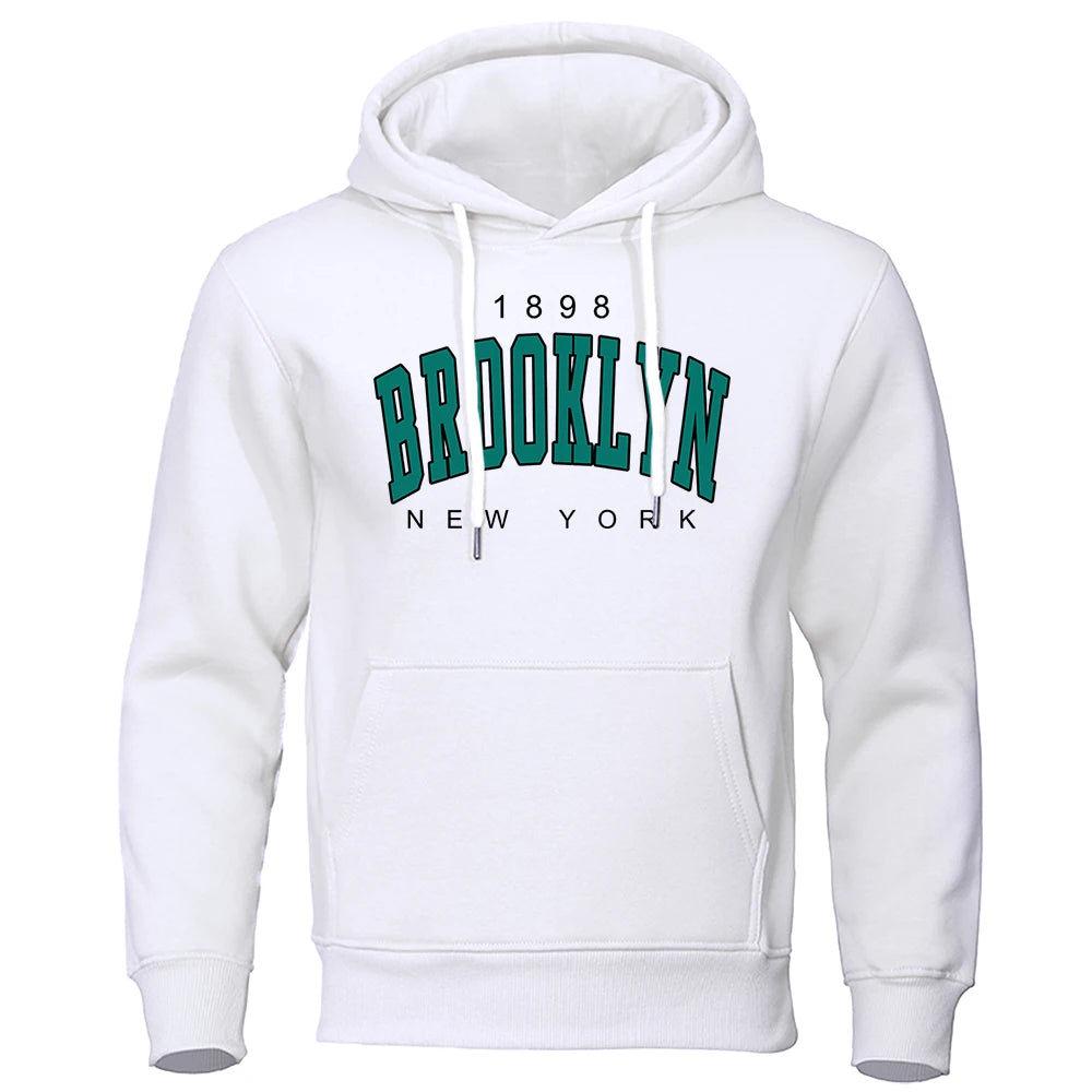 Sudadera Oversize Brooklyn 1898 – Hoodie Unisex con Estampado Creativo, Cuello Redondo, Moda Urbana para Hombre