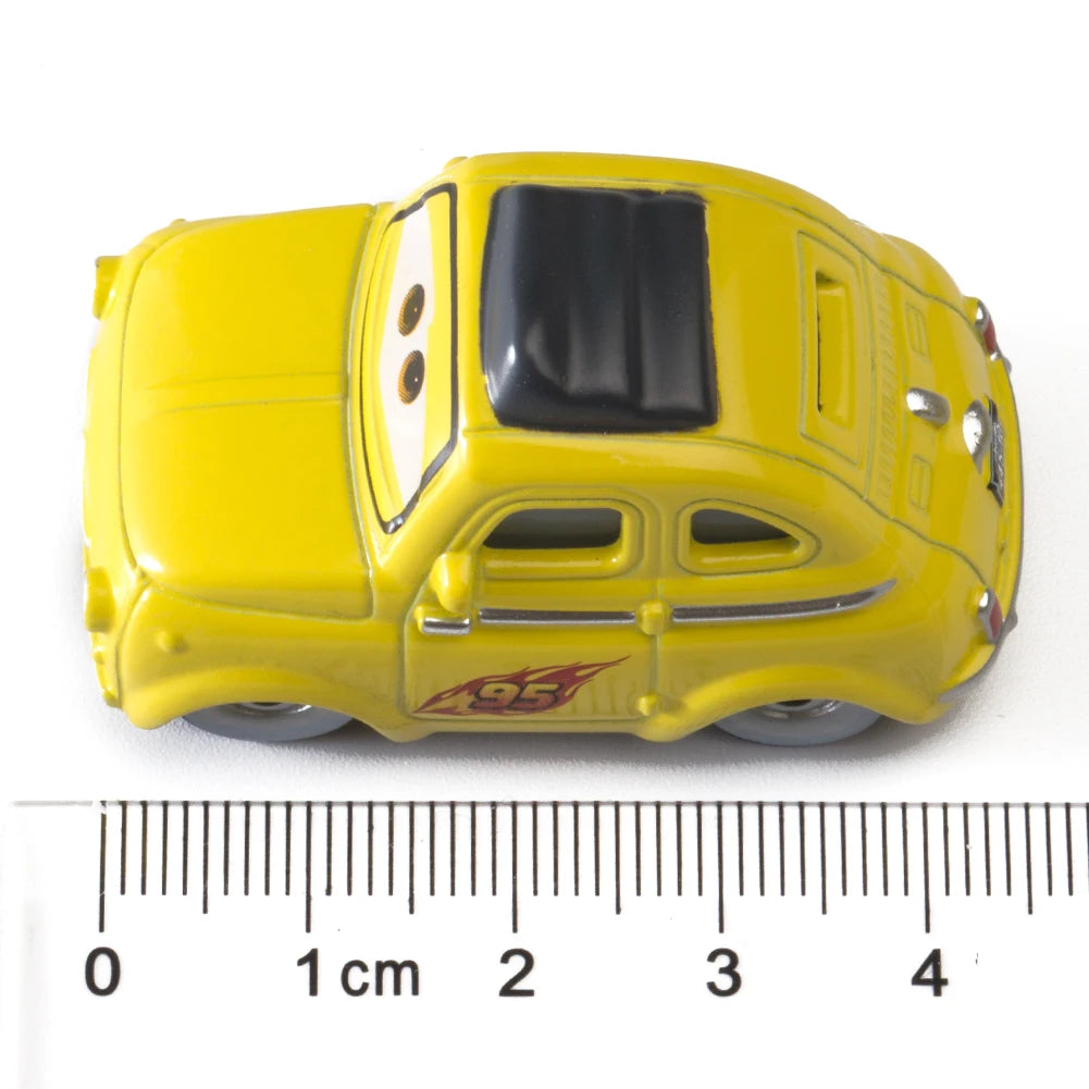 Coche de Juguete Disney Pixar Cars 3 Lightning McQueen & Mater 1:55 – Colección de Vehículos de Metal Diecast
