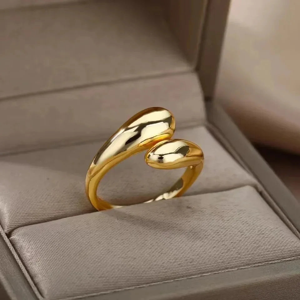 Anillo de Acero Inoxidable para Mujer | Diseño Simple y Elegante | Color Oro | Joyería de Alta Calidad para Boda o Fiesta