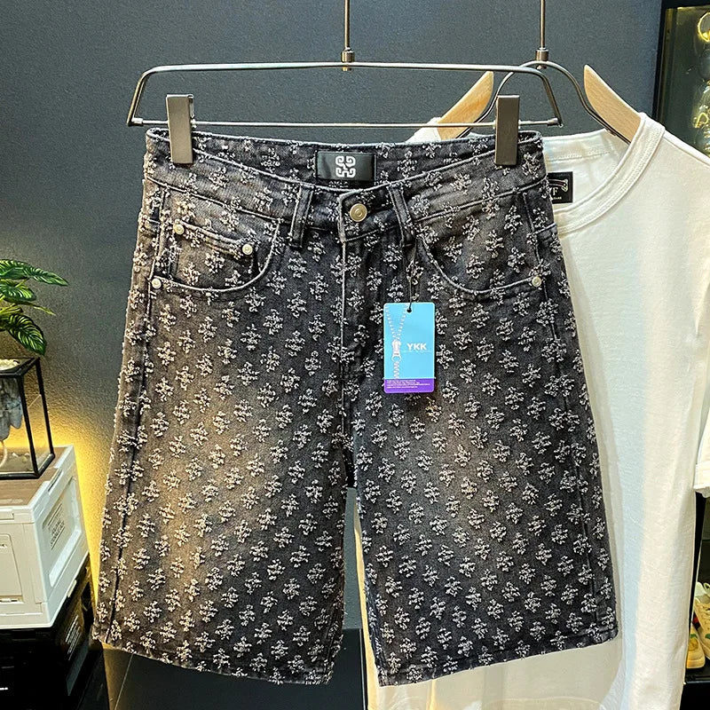 2025 new summer high-end denim shorts for men, loose straight leg oversized pants, retro embroidered five quarter pants