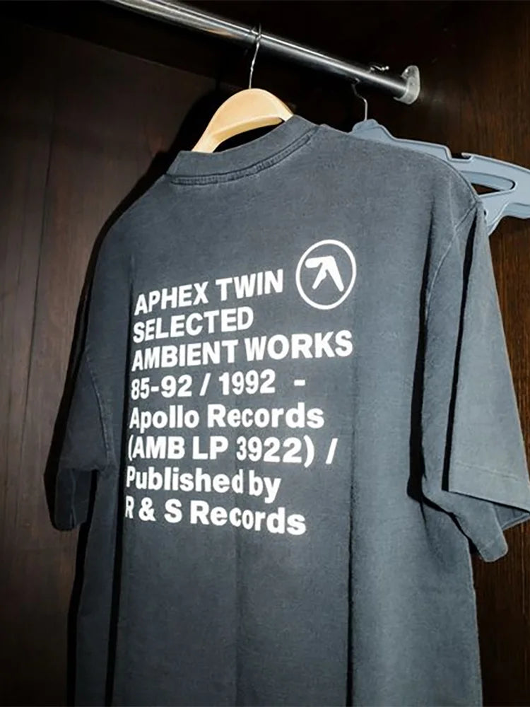 Camiseta Hombre Aphex Twin | Estampado Negro Lavado | Algodón Oversized Estilo Coreano Y2K