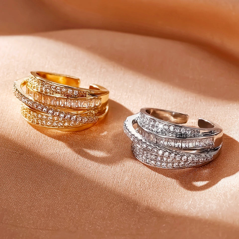 Anillo Estrella Multicapa con Circonia – Joyería de Cobre Chapada en Oro 18K para Mujer, Regalo Elegante