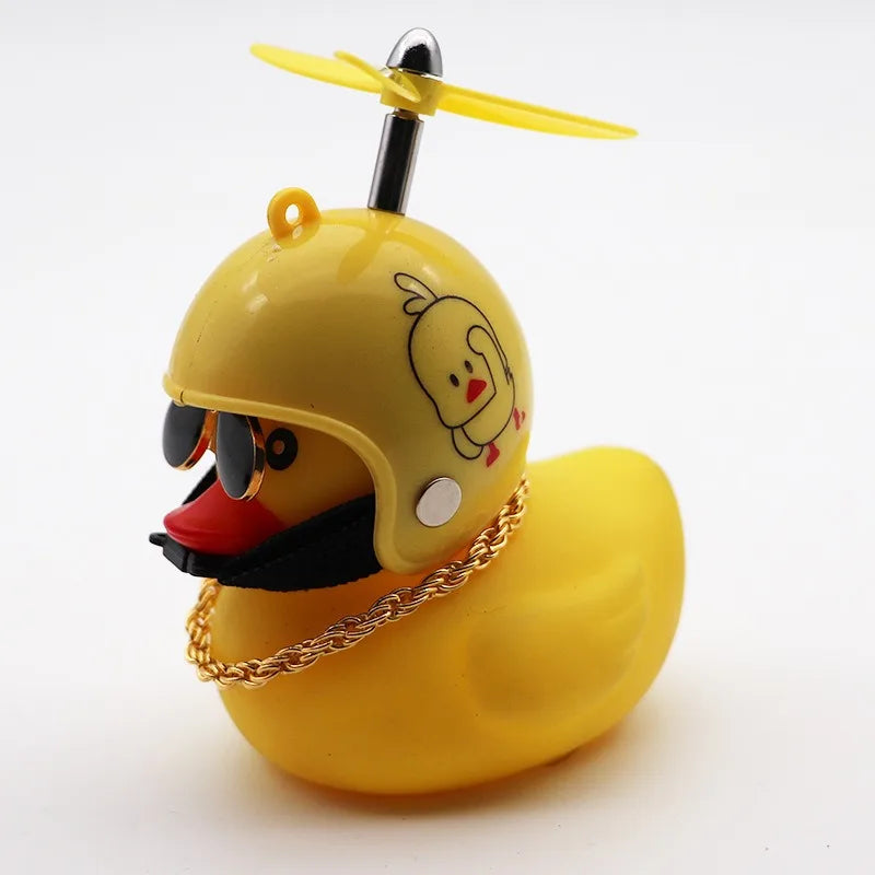 Pato Amarillo Decorativo con Casco, Gafas y Hélice | Adorno Divertido para Coche, Moto o Bicicleta