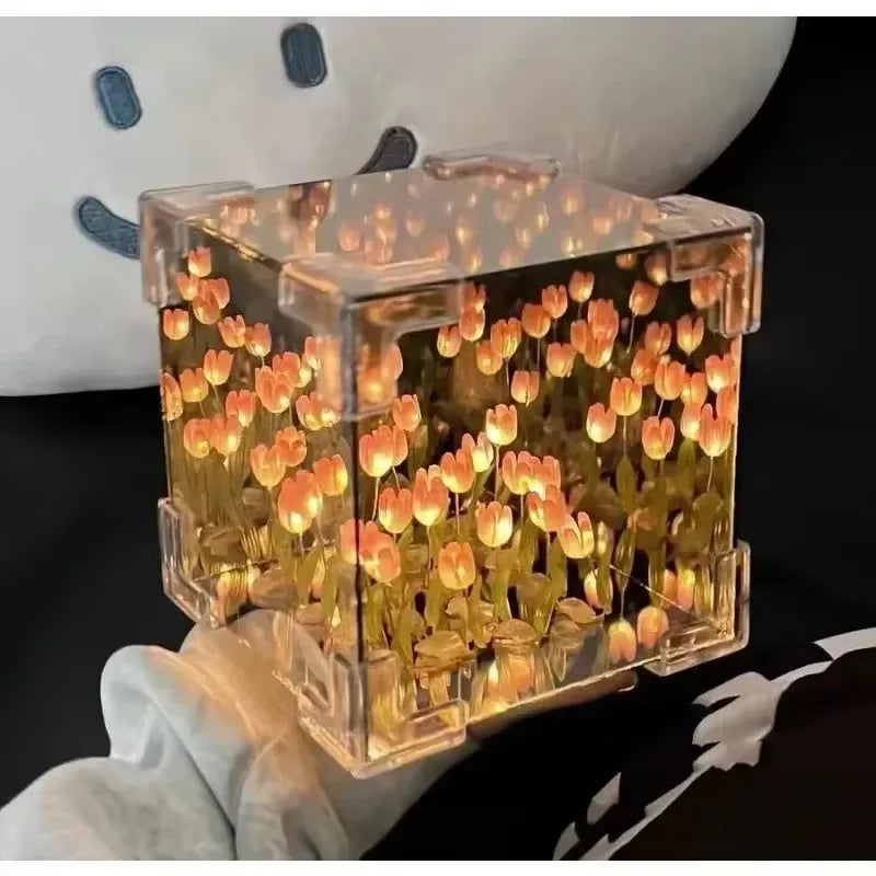 Lámpara cúbica DIY tulipán con espejo – Luz nocturna de mesa simulación flor para dormitorio