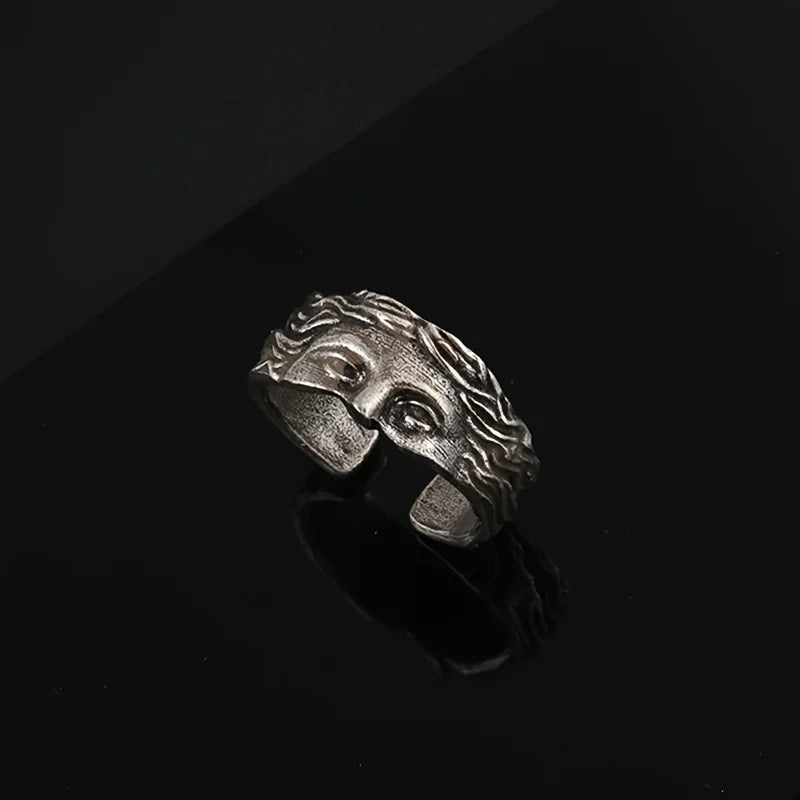 Anillo Retro para Hombre Máscara Venus – Joyería Estilo Thai en Plata Antigua con Relieve Ajustable