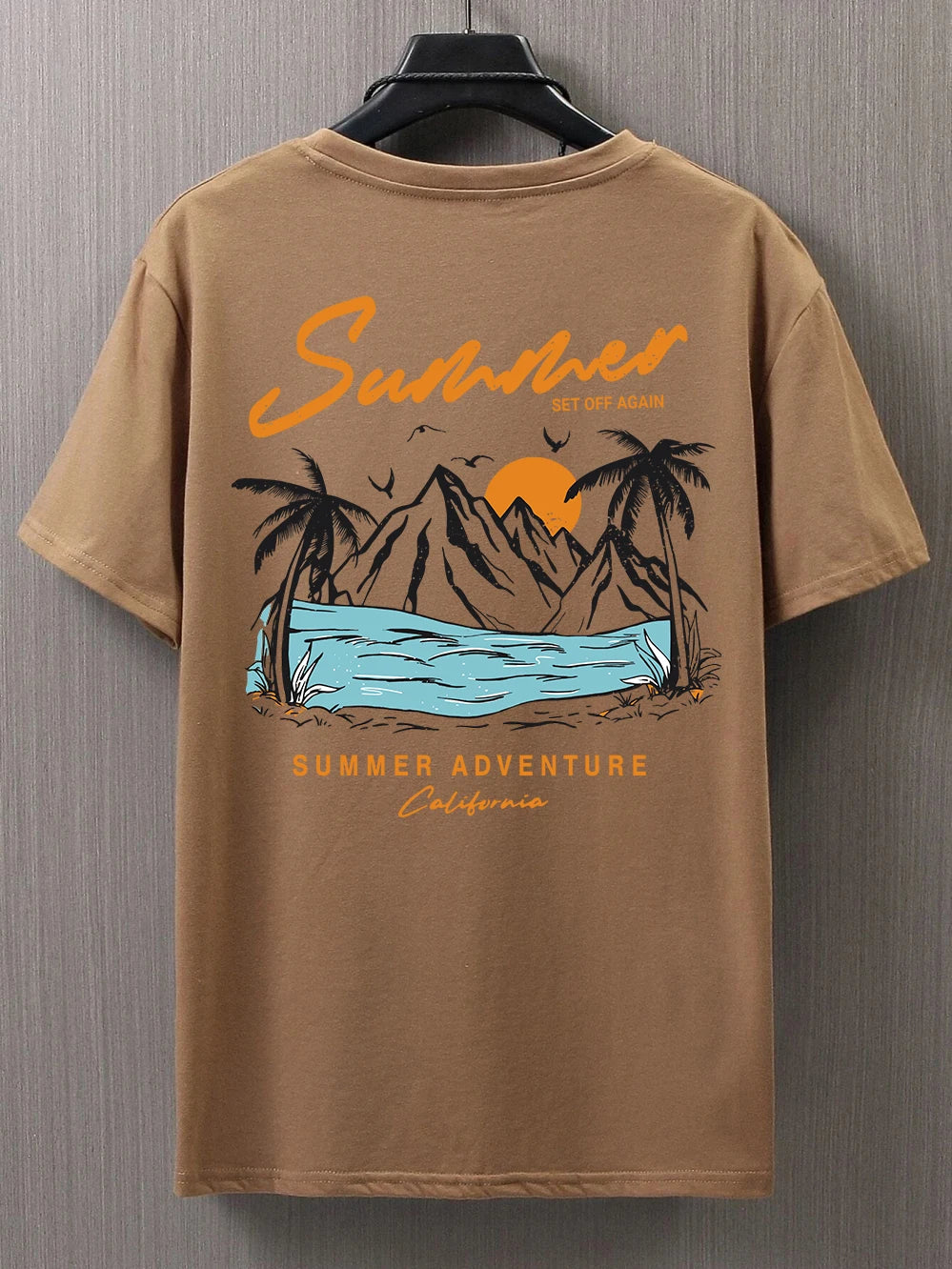 Camiseta Hombre 2025 | “Off Again Adventure” Estilo Verano Casual Oversize
