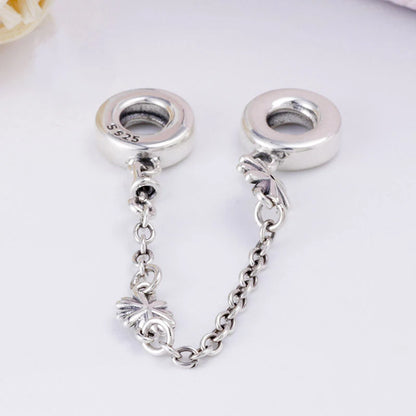 Cadena de seguridad plata 925 con charms mariposa, margarita, gato, oso y castillo – Compatible con pulsera Pandora mujer