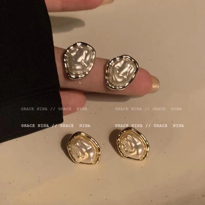 2PCS Pendientes Elegantes de Perla Imitación – Diseño Geométrico Dorado y Plateado para Mujer, Joyería Moderna y Sofisticada
