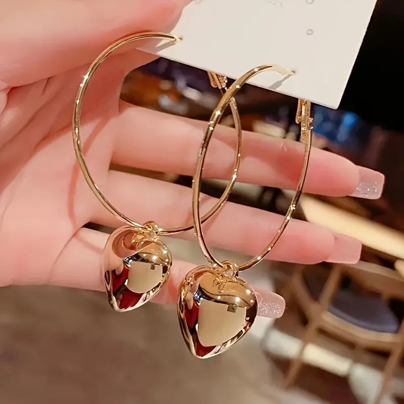 Pendientes Largos con Colgante de Corazón 2024 | Aros Grandes Dorados Estilo Coreano | Joyería de Moda para Mujer