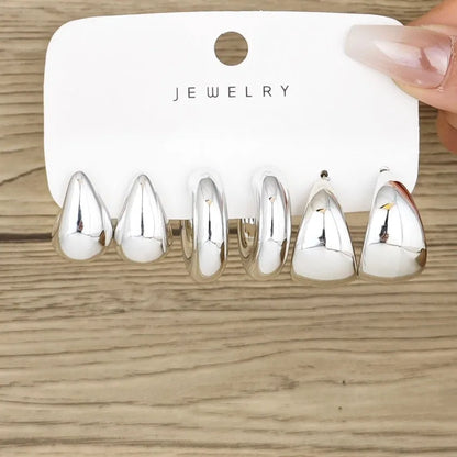 Set de 6 Aretes Aros Dorados Chunky para Mujer - Diseño Minimalista Elegante Estilo Europeo y Americano