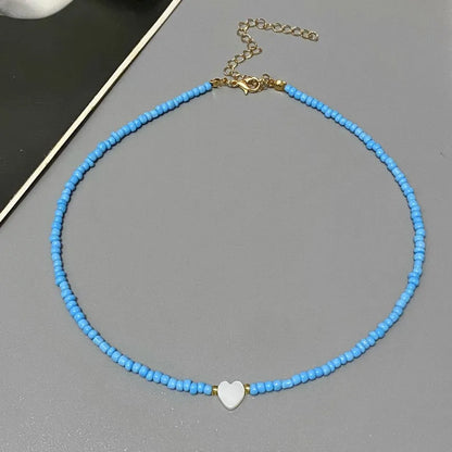 Collar Choker con Concha Natural y Dije de Corazón – Cuentas de Colores de Moda para Mujer y Niña