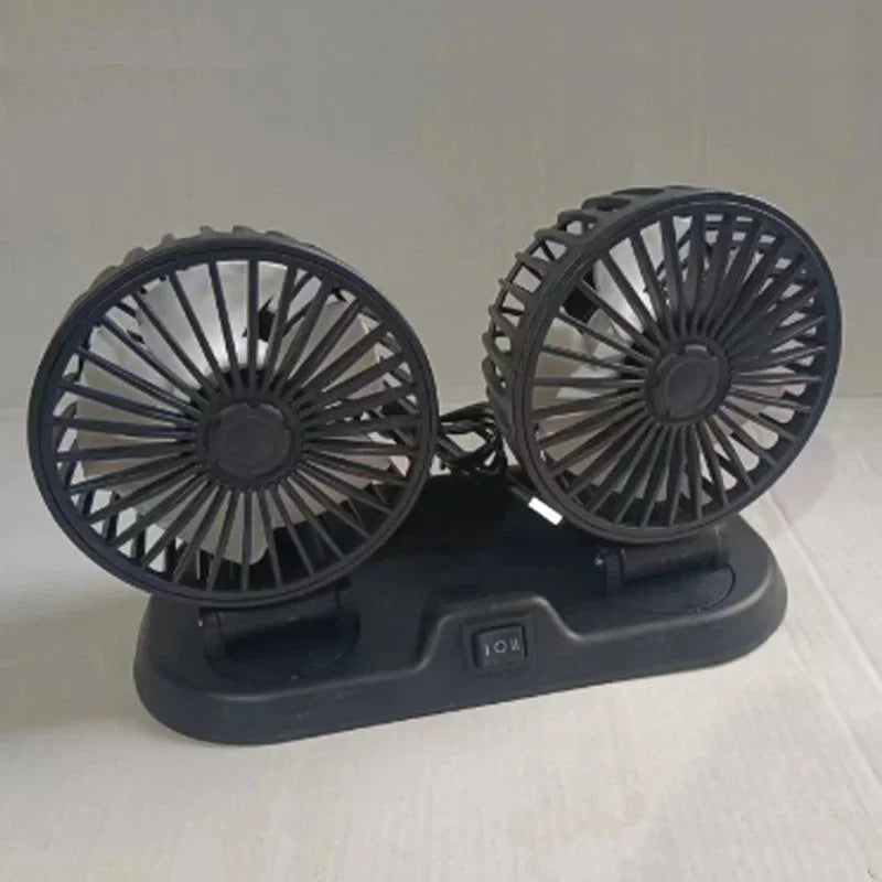 Ventilador de Coche Multi-Voltaje | Doble Cabezal USB Enfriador | 2 Velocidades Ajustables | Compatible 5V/12V/24V | Ventilación Automática