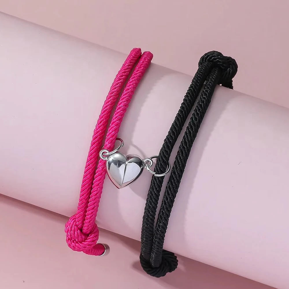Set de 2 pulseras magnéticas de cuerda blanca y negra – Parejas, amigos o hermanos, accesorio elegante y de moda