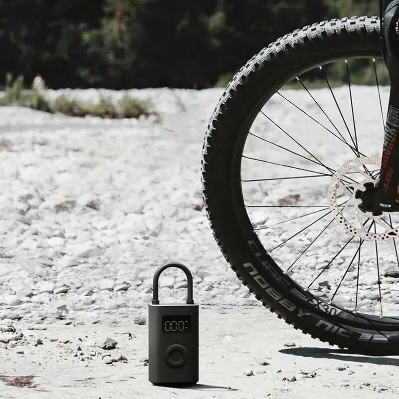Xiaomi Mijia Air Pump 2 | Mini Compresor de Aire Portátil Eléctrico 150PSI con Carga Type-C y Luz LED