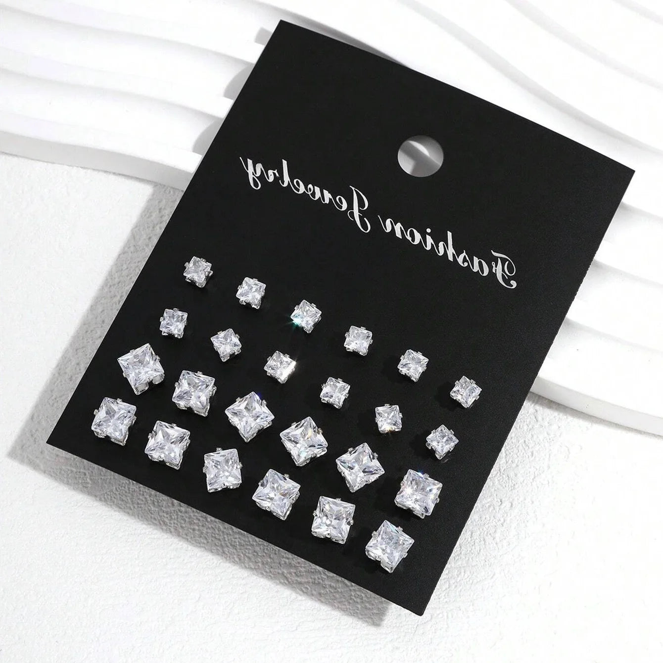 Set de 12 Pares de Aretes de Circonia – Pendientes Brillantes y Elegantes para Mujer, Regalo Ideal
