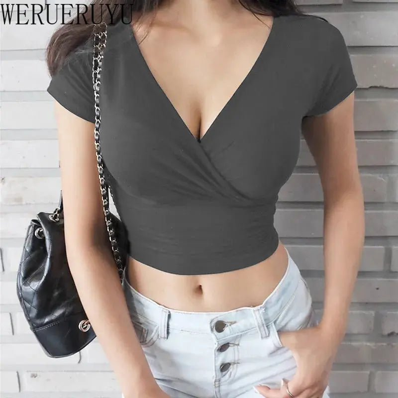 Crop Top Negro Mujer Verano | Camiseta Sexy Escote V Manga Corta Estilo Y2K