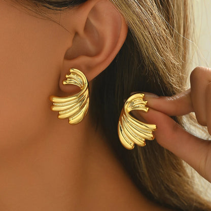 Vintage Gold Color Flower Stud Earrings for Women Fashion Geometric Petals Piercing Earring Trendy Luxury Party Jewelry