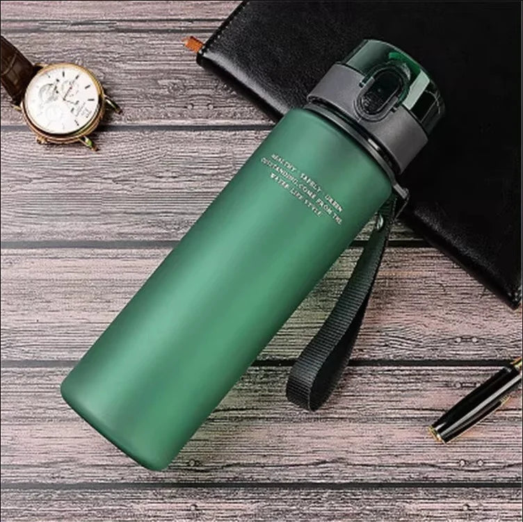 Botella Deportiva Portátil Libre de BPA | A Prueba de Fugas | 400ml / 560ml | Para Gimnasio, Viajes y Senderismo