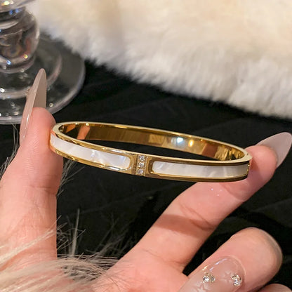 Pulsera de Acero Titanio Incrustada con Circonia | Baño de Oro | Estilo Clásico y Elegante para Mujer | Joyería de Uso Diario