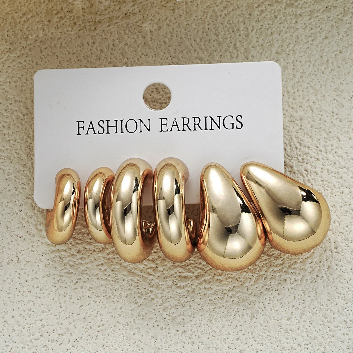 Set de 6 Aretes Aros Dorados Chunky para Mujer - Diseño Minimalista Elegante Estilo Europeo y Americano
