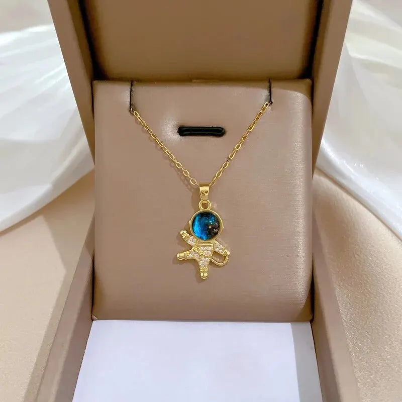 ZAKOL Spaceman Astronaut Star Necklaces For Women Girls Gold Color Planet Moon Pendant Clavicle Chain Choker Jewelry Gifts