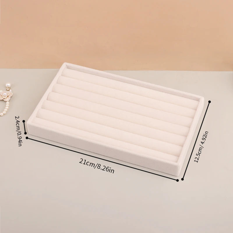 Bandeja Organizadora de Joyería en Terciopelo – Caja Apilable Beige para Anillos, Aretes y Accesorios