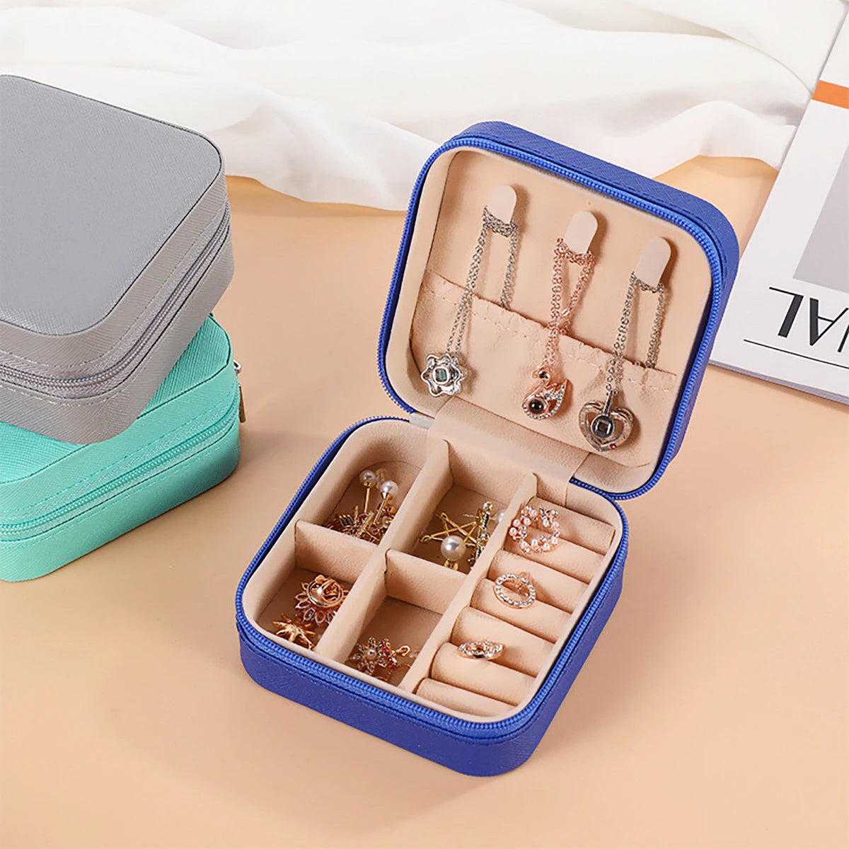 Estuche de Viaje para Joyería | Caja Organizadora de PU Leather | Mini Joyero Portátil para Anillos, Pendientes, Pulseras y Collares