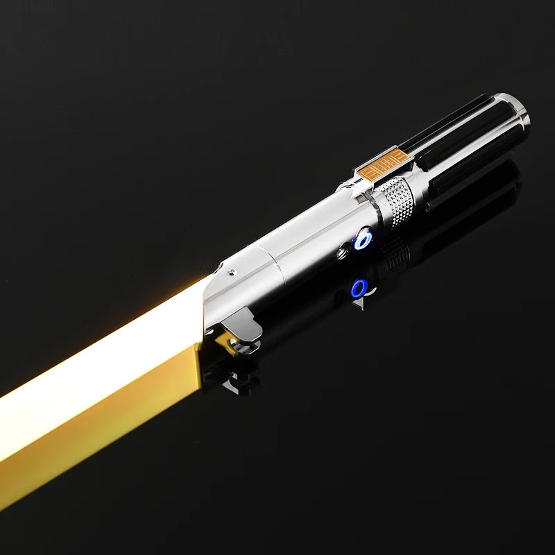 Sable de Luz RGB Metálico – Lightsaber de Juguete con Efectos Láser, Espada de Batalla y Lightstick Inspirado en Kpop