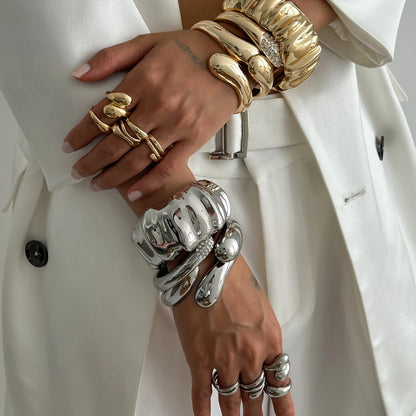 Pulsera Hip Hop Ingemark Unisex | Brazalete Grueso con Diamantes de Imitación | Joyería Steampunk Vintage para Hombres y Mujeres