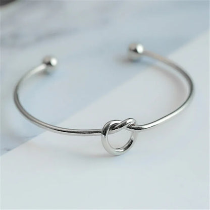 Pulsera Vintage de Acero Inoxidable – Diseño Trenzado Unisex Estilo Gótico y Streetwear