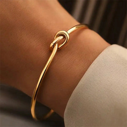Pulsera Vintage 2024 Bañada en Oro 18K – Acero Inoxidable Unisex para Mujer y Hombre, Joyería de Moda Parejas Regalo
