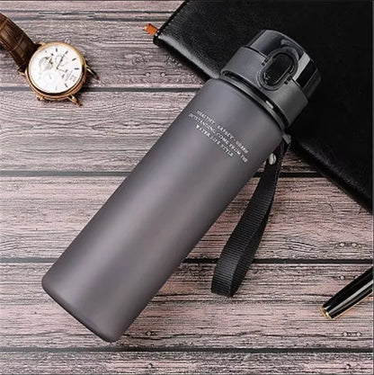 Botella Deportiva Portátil Libre de BPA | A Prueba de Fugas | 400ml / 560ml | Para Gimnasio, Viajes y Senderismo