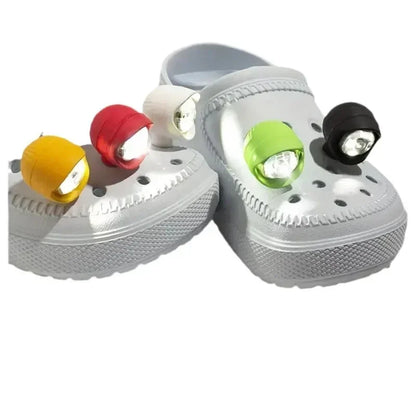 Luces LED para zapatos – Set de 2 accesorios con mini faros para Crocs, caminatas nocturnas, ciclismo y senderismo
