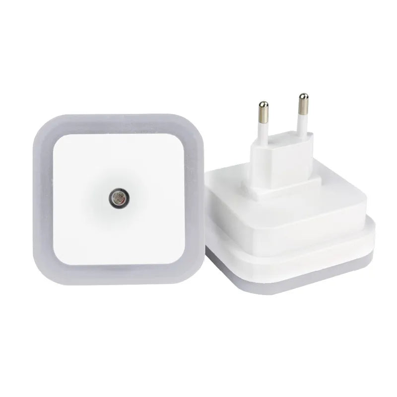 Luz Nocturna LED con Sensor Automático – Mini Enchufe EU/US, 0.5W, Iluminación para Dormitorio, Pasillo y Habitación Infantil