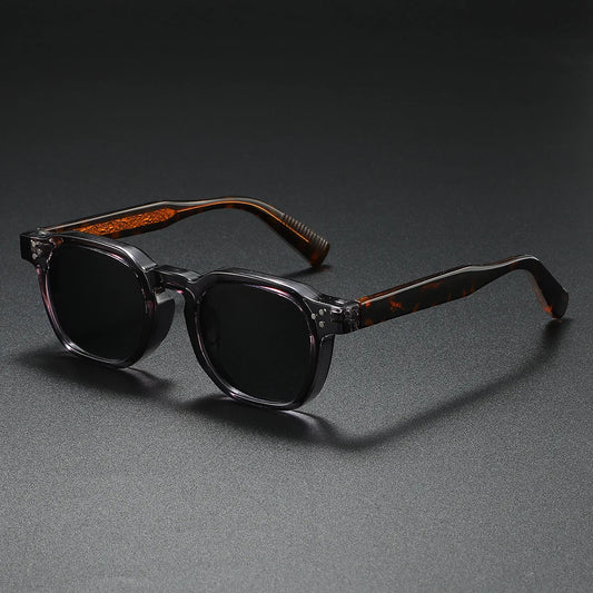 Gafas de Sol Polarizadas Unisex | Estilo Cuadrado con Núcleo Metálico y Remaches