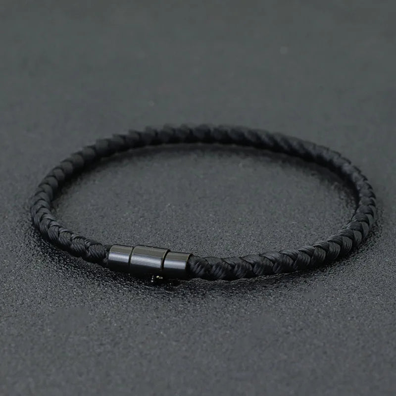 Pulsera Roja de la Suerte Unisex – Trenzada con Cuerda Keel y Micro Imán, Joyería de Pareja para Prosperidad y Protección