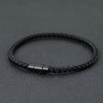 Pulsera Roja de la Suerte Unisex – Trenzada con Cuerda Keel y Micro Imán, Joyería de Pareja para Prosperidad y Protección