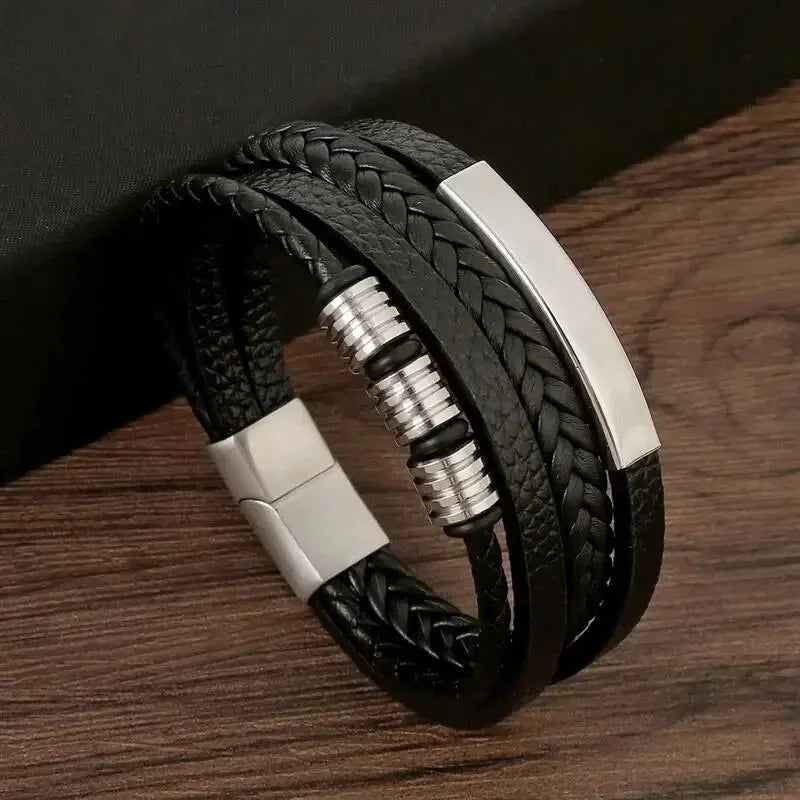 Pulsera de Cuero PU Multicapa para Hombre – Cierre Magnético con Tubo Metálico Dorado, Joyería Hip Hop de Moda Masculina