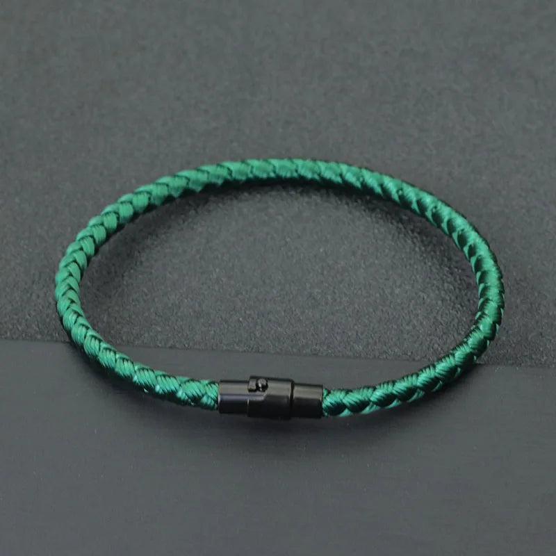 Pulsera Roja de la Suerte Unisex – Trenzada con Cuerda Keel y Micro Imán, Joyería de Pareja para Prosperidad y Protección