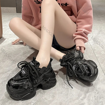 Zapatillas Plataforma Mujer 2025 | Sneakers Casual con Tacón de 8cm y Brillo