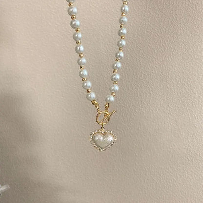Collar Elegante de Perlas con Colgante de Corazón – Joyería Coreana de Lujo para Mujer, Regalo Sofisticado