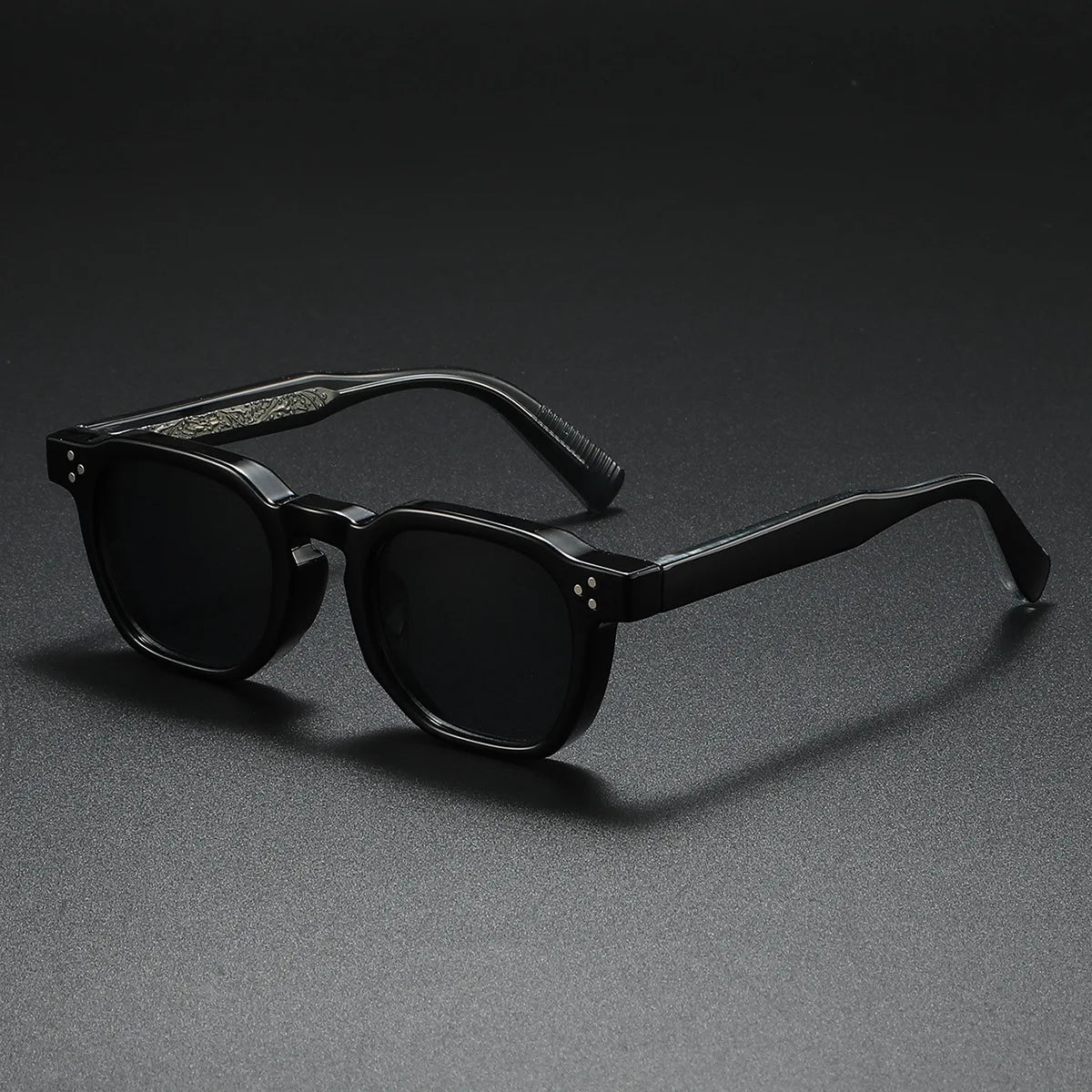 Gafas de Sol Polarizadas Unisex | Estilo Cuadrado con Núcleo Metálico y Remaches