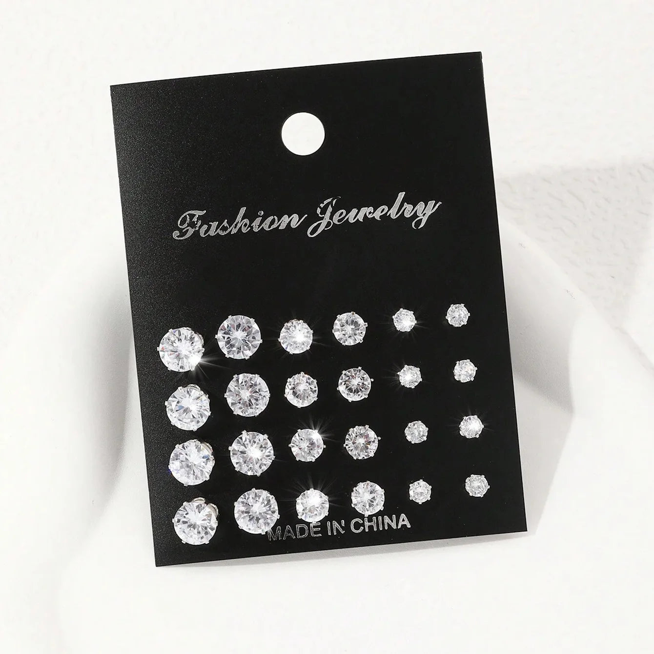 Set de 12 Pares de Aretes de Circonia – Pendientes Brillantes y Elegantes para Mujer, Regalo Ideal
