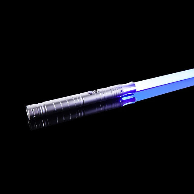 Sable de Luz RGB Metálico – Lightsaber de Juguete con Efectos Láser, Espada de Batalla y Lightstick Inspirado en Kpop