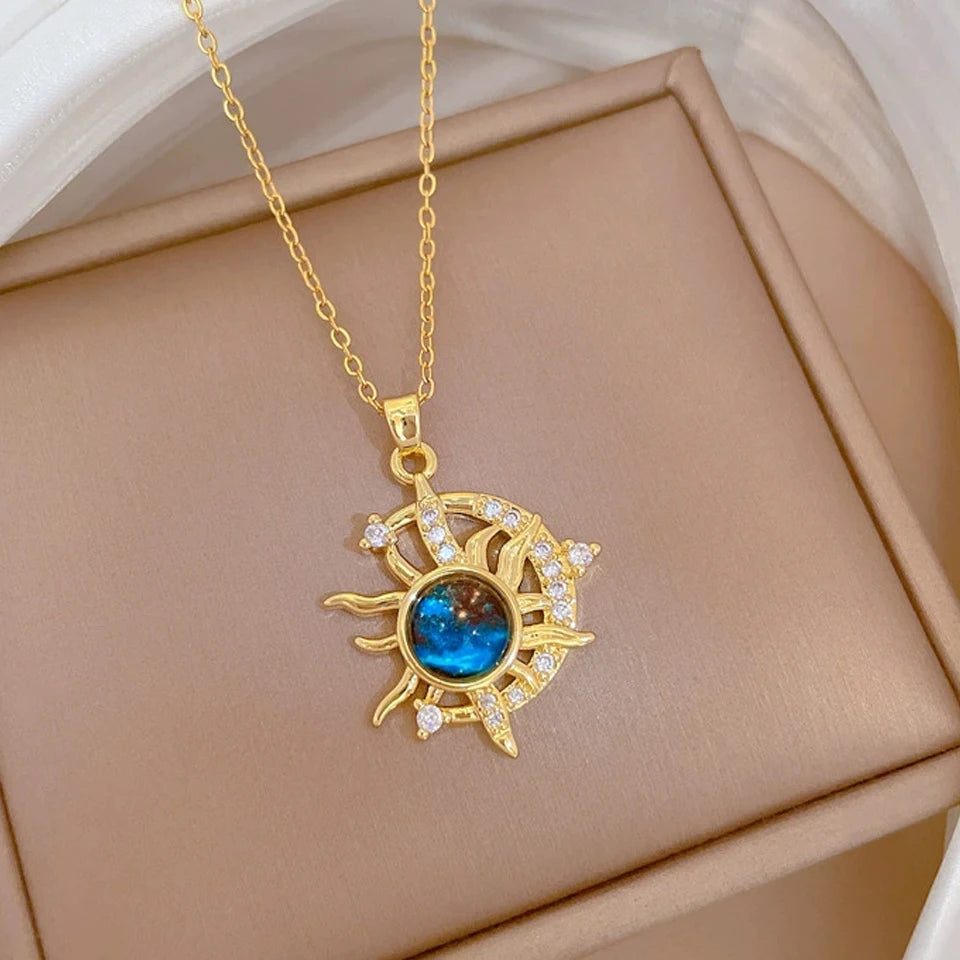 Light Luxury Titanium Steel Star Series Necklace for Women Gold Color Planet Moon Astronaut Pendant Necklaces Jewelry Gifts