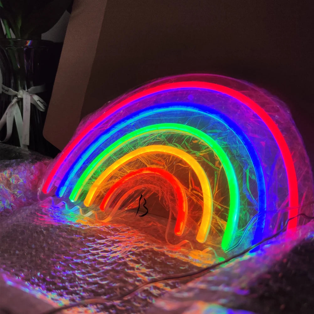 Letrero Neón Arcoíris LED – Decoración de Pared Colorida para Habitación Infantil y Guardería – Luz Nocturna Regulable USB